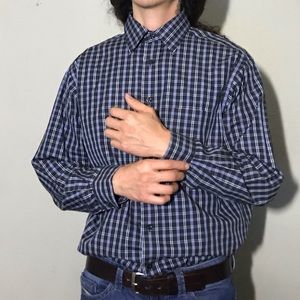 Long sleeve dress shirt